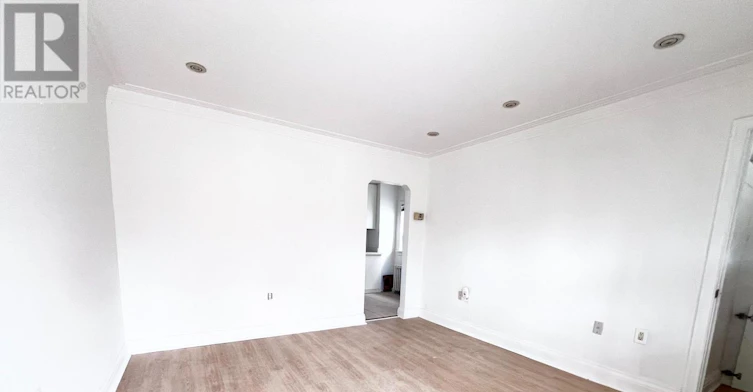 970 Briar Hill Avenue, Toronto, ON, M6B 1M3 - 2