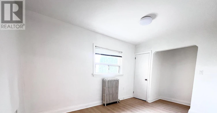970 Briar Hill Avenue, Toronto, ON, M6B 1M3 - 4