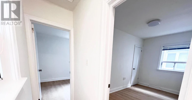 970 Briar Hill Avenue, Toronto, ON, M6B 1M3 - 6