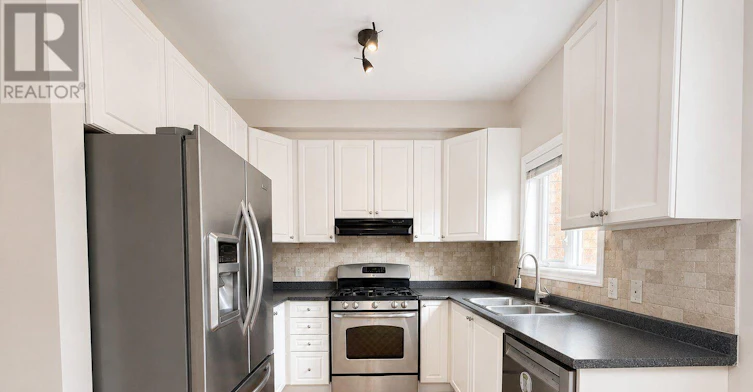204 Springstead Avenue, Hamilton, ON, L8E 6E8 - 3