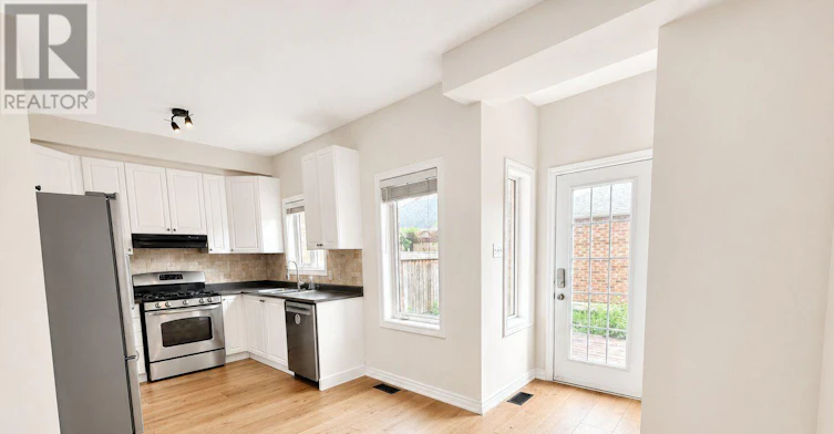 204 Springstead Avenue, Hamilton, ON, L8E 6E8 - 4