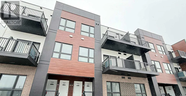 L8-40 Palace Street, Kitchener, ON, N2E 3Z4
