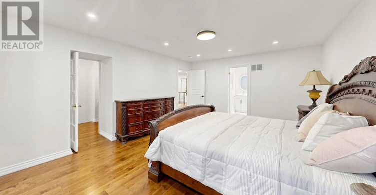 MAIN/UPPER-15 Sonata Crescent, Toronto, ON, M3B 2C3 - 22