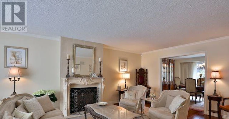 15 Sonata Crescent, Toronto, ON, M3B 2C3 - 3