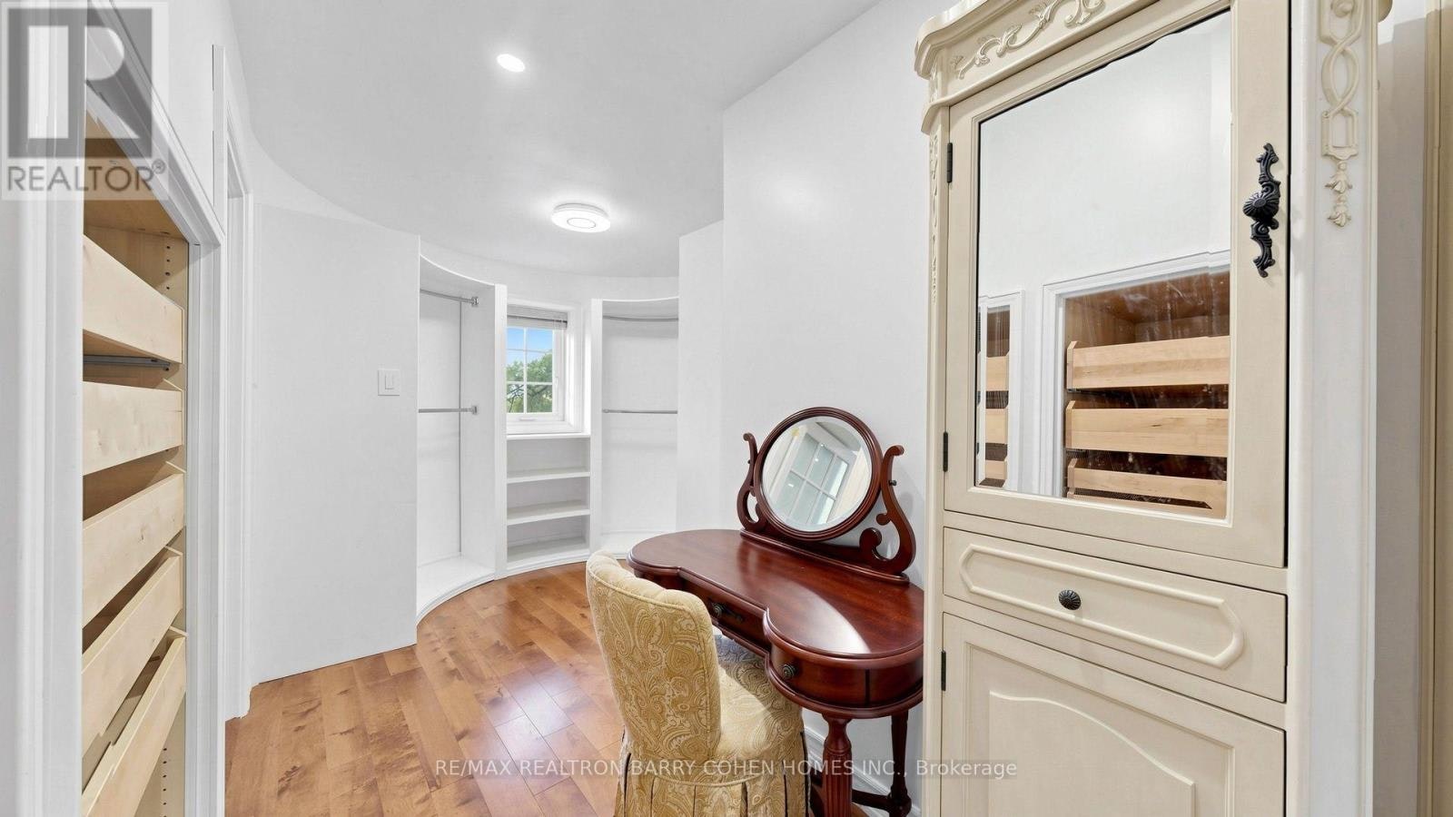 MAIN/UPPER-15 Sonata Crescent, Toronto, ON, M3B 2C3 - 23