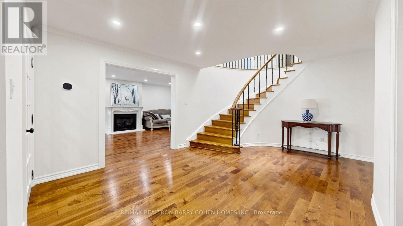 MAIN/UPPER-15 Sonata Crescent, Toronto, ON, M3B 2C3 - 5