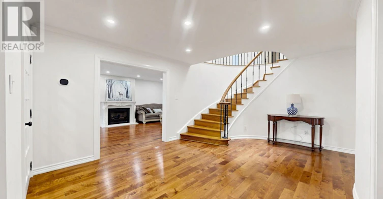 MAIN/UPPER-15 Sonata Crescent, Toronto, ON, M3B 2C3 - 5