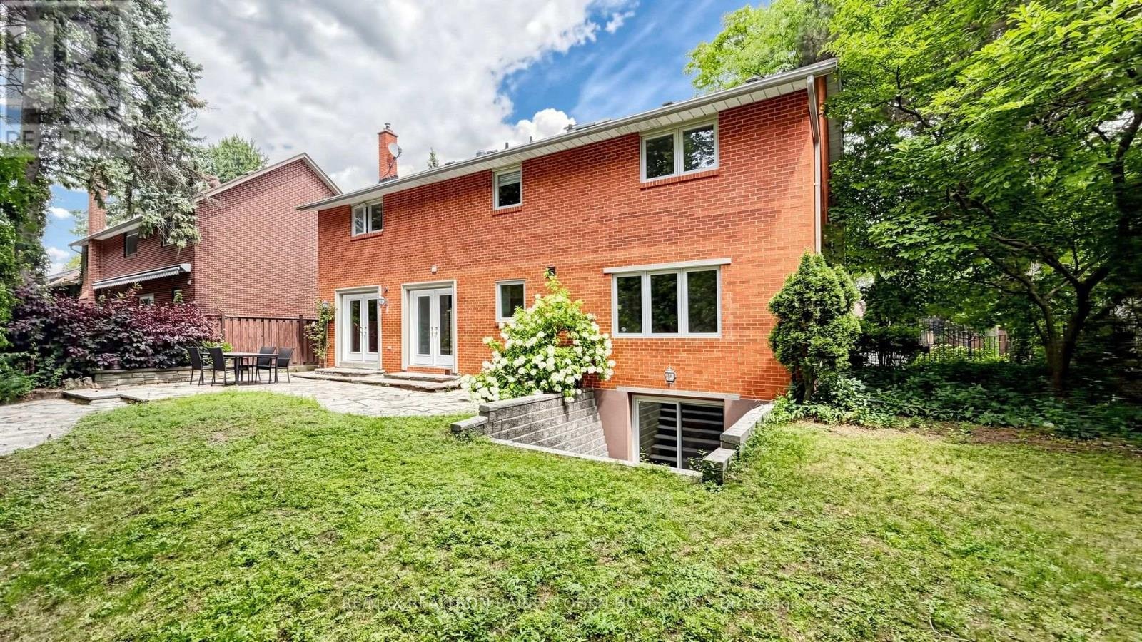 MAIN/UPPER-15 Sonata Crescent, Toronto, ON, M3B 2C3 - 42