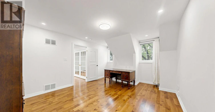 MAIN/UPPER-15 Sonata Crescent, Toronto, ON, M3B 2C3 - 32