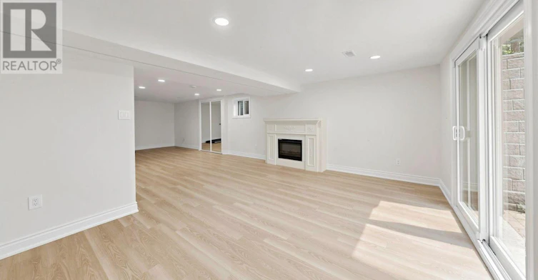 MAIN/UPPER-15 Sonata Crescent, Toronto, ON, M3B 2C3 - 36