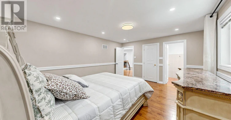 MAIN/UPPER-15 Sonata Crescent, Toronto, ON, M3B 2C3 - 28