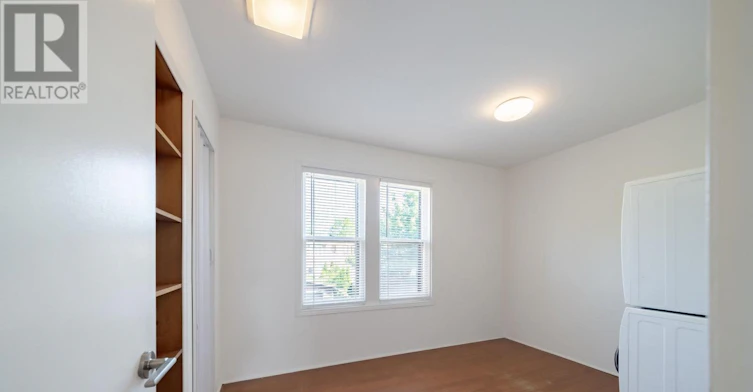 MAIN-542 Glebeholme Boulevard, Toronto, ON, M4C 1V4 - 28
