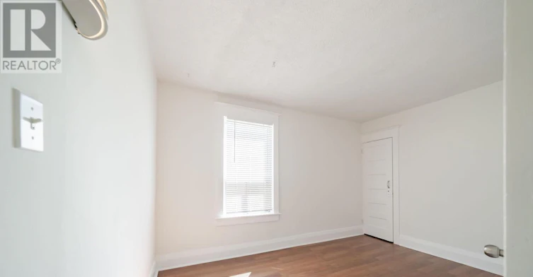 MAIN-542 Glebeholme Boulevard, Toronto, ON, M4C 1V4 - 23