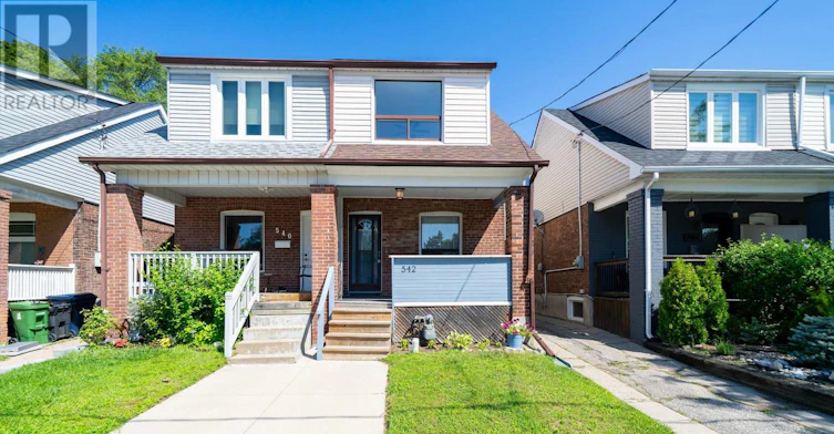MAIN-542 Glebeholme Boulevard, Toronto, ON, M4C 1V4 - 44