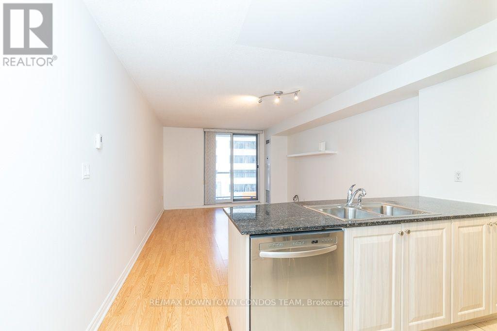 611-801 Bay Street, Toronto, ON, M5S 1Y9 - 10