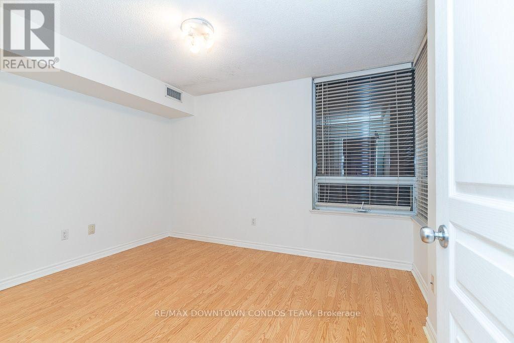 611-801 Bay Street, Toronto, ON, M5S 1Y9 - 14