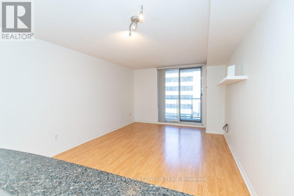 611-801 Bay Street, Toronto, ON, M5S 1Y9 - 20