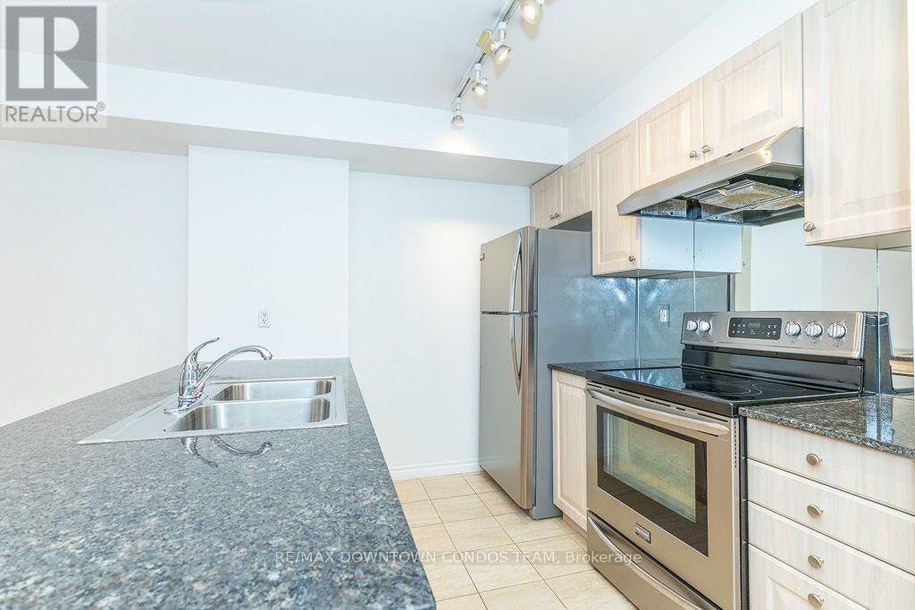 611-801 Bay Street, Toronto, ON, M5S 1Y9 - 8