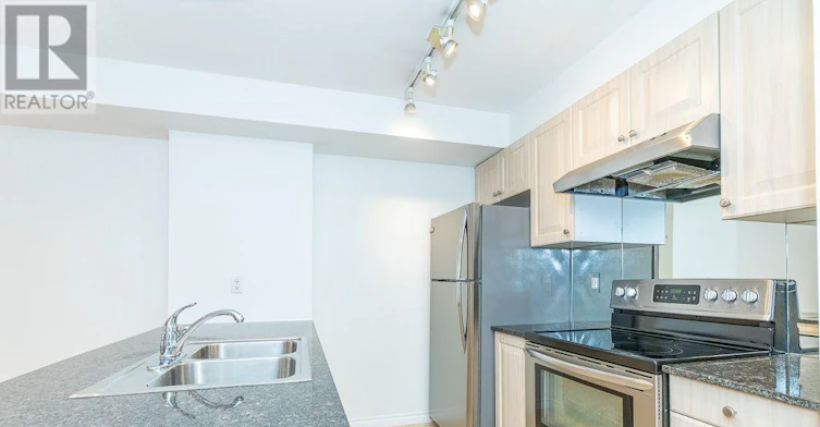 611-801 Bay Street, Toronto, ON, M5S 1Y9 - 8