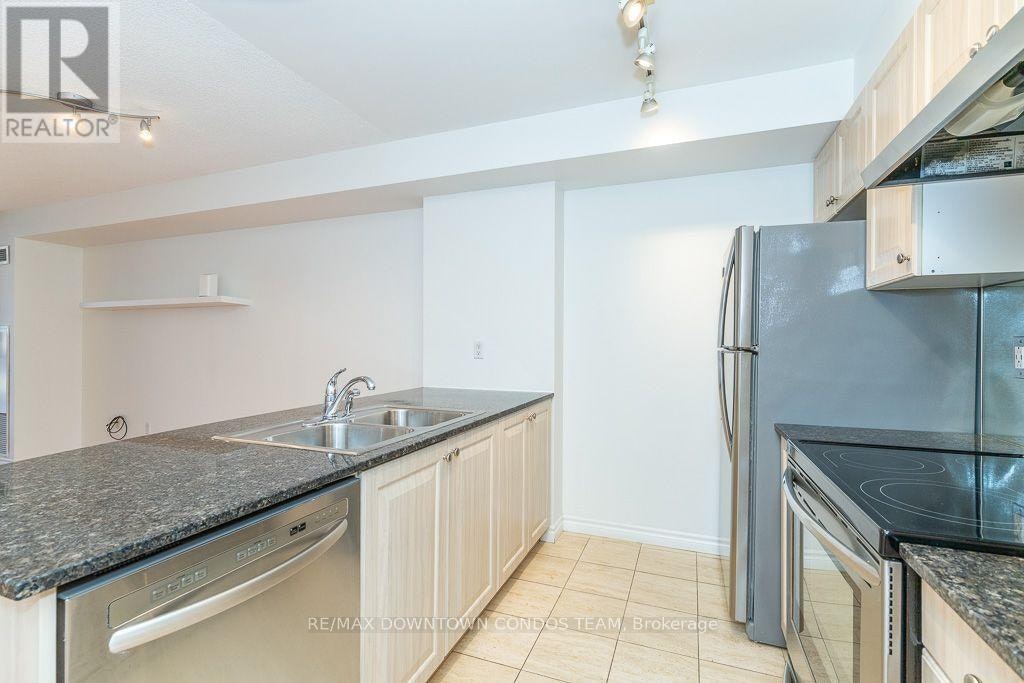 611-801 Bay Street, Toronto, ON, M5S 1Y9 - 11