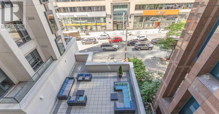 611-801 Bay Street, Toronto, ON, M5S 1Y9 - 26