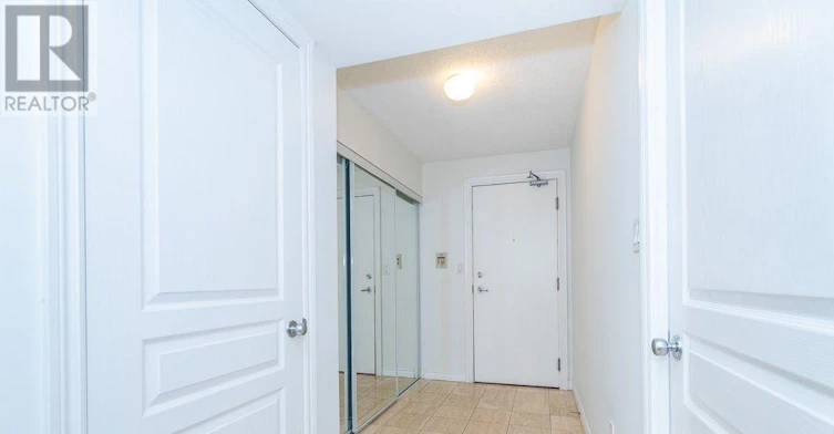 611-801 Bay Street, Toronto, ON, M5S 1Y9 - 17