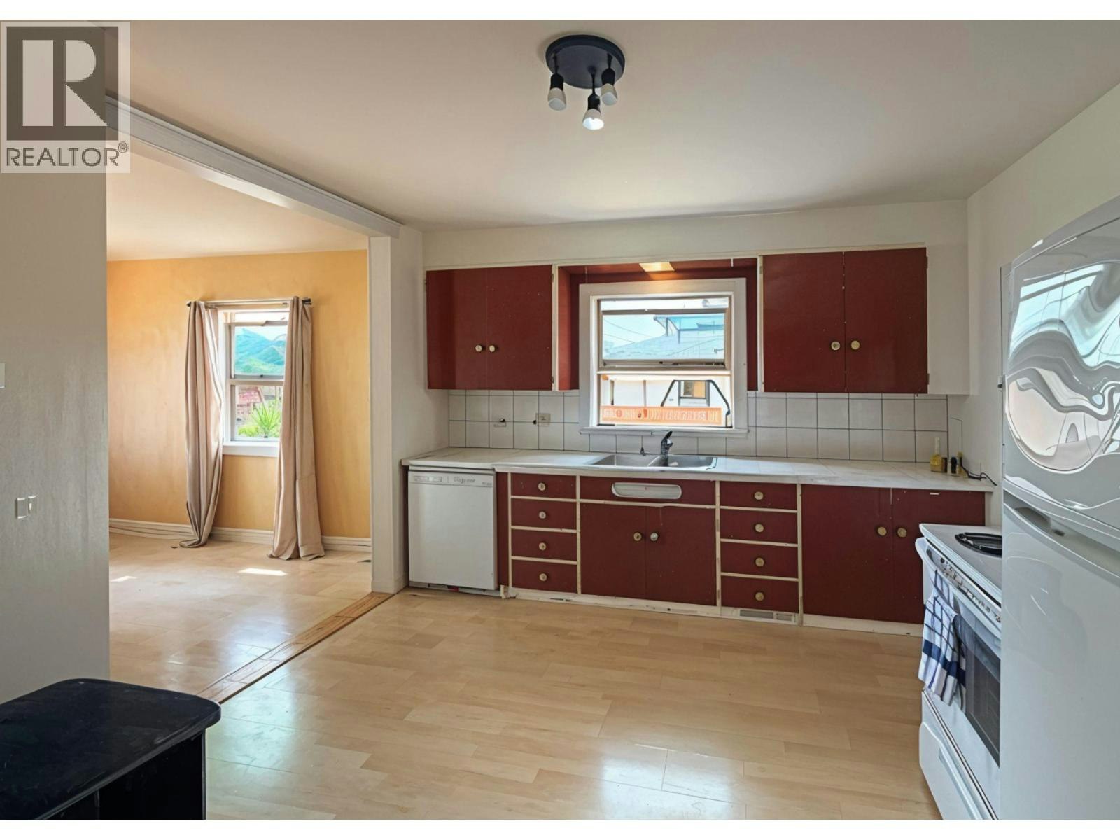 8004 89th Street, Osoyoos, BC, V0H 1T1 - 14