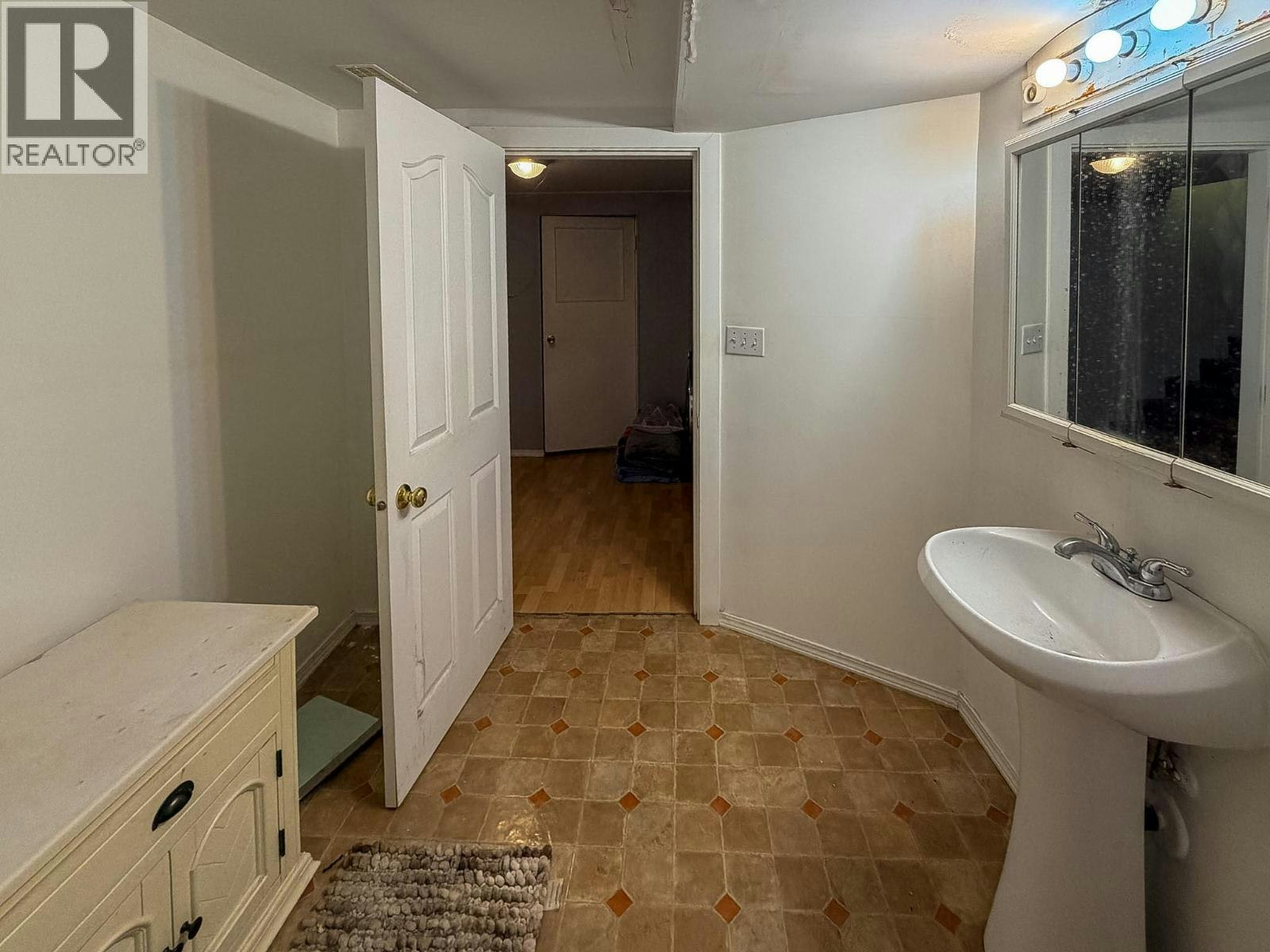 8004 89th Street, Osoyoos, BC, V0H 1T1 - 27