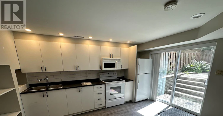 BSMT-38 Rush Road, Aurora, ON, L4G 7G5