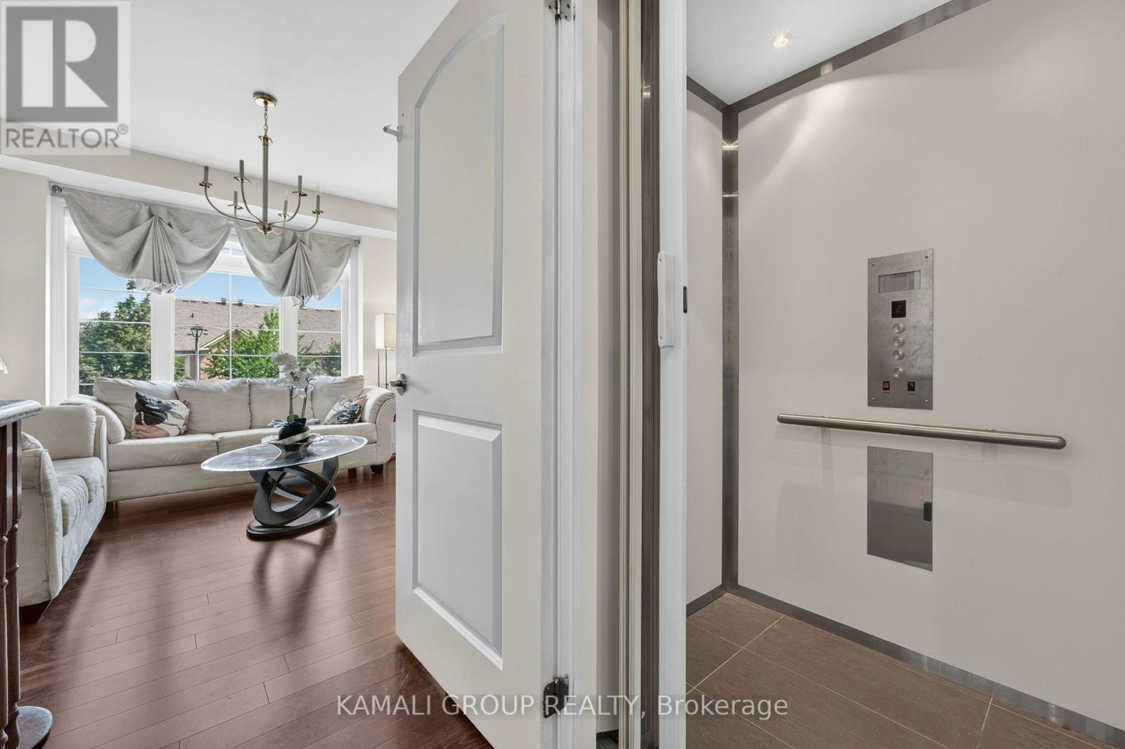 39 Beverley Glen Boulevard, Vaughan, ON, L4J 0G8 - 8