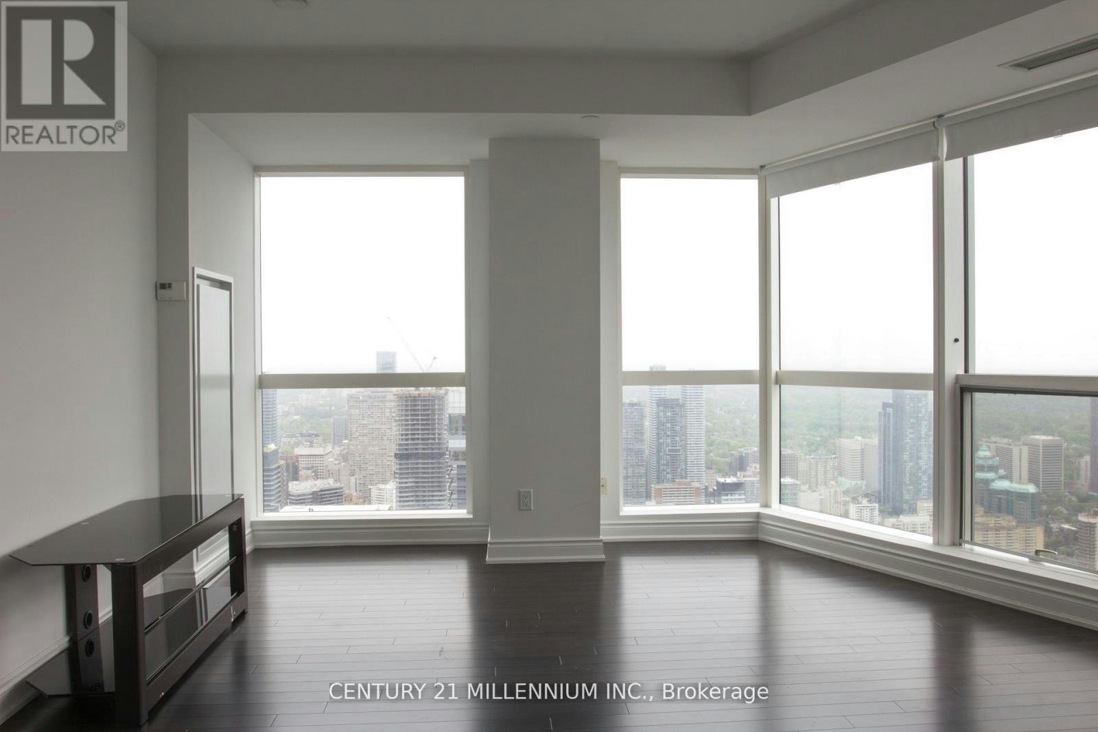 7002-388 Yonge Street, Toronto, ON, M5B 0A4 - 4
