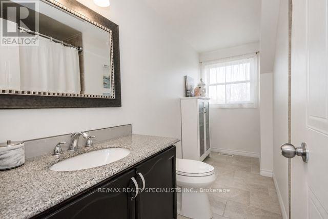 110 Steeles Crescent, Cambridge, ON, N1R 8C4 - 6