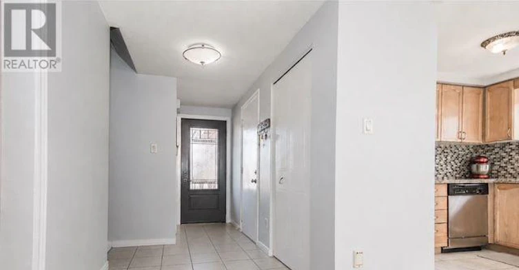 110 Steeles Crescent, Cambridge, ON, N1R 8C4 - 3