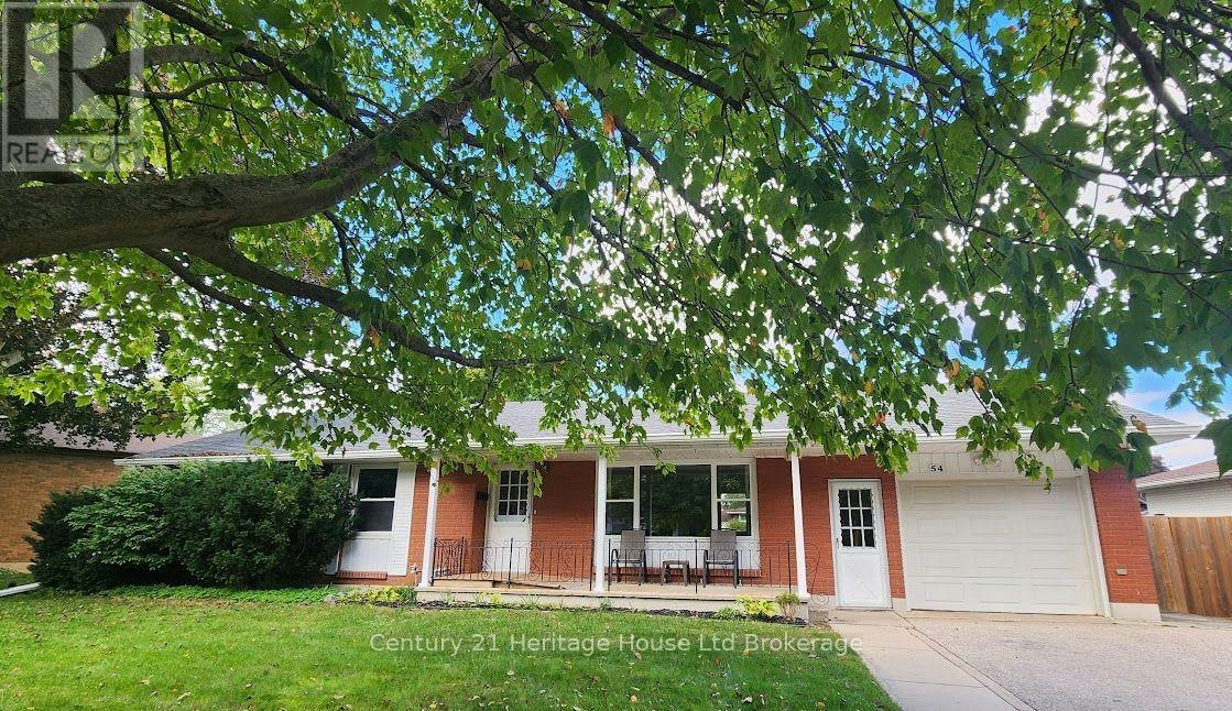 54 Glendale Drive, Tillsonburg, ON, N4G 1J5