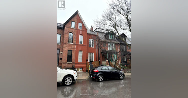 BSMT B2-337 Mutual Street W, Toronto, ON, M4Y 1X6