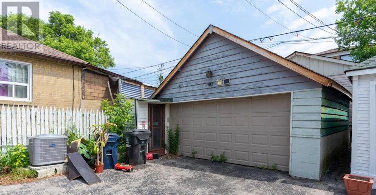 BSMNT-301 Robina Avenue, Toronto, ON, M6C 3Z2 - 14