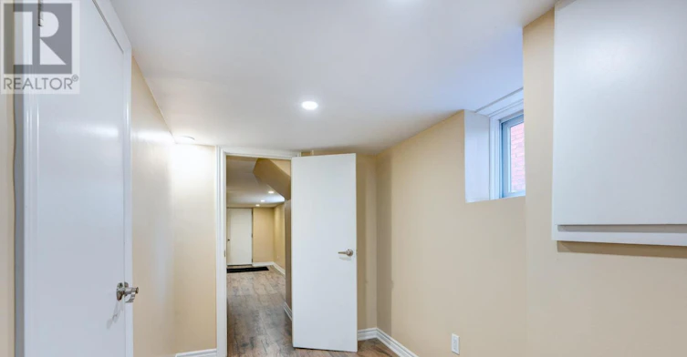 BSMNT-301 Robina Avenue, Toronto, ON, M6C 3Z2 - 9