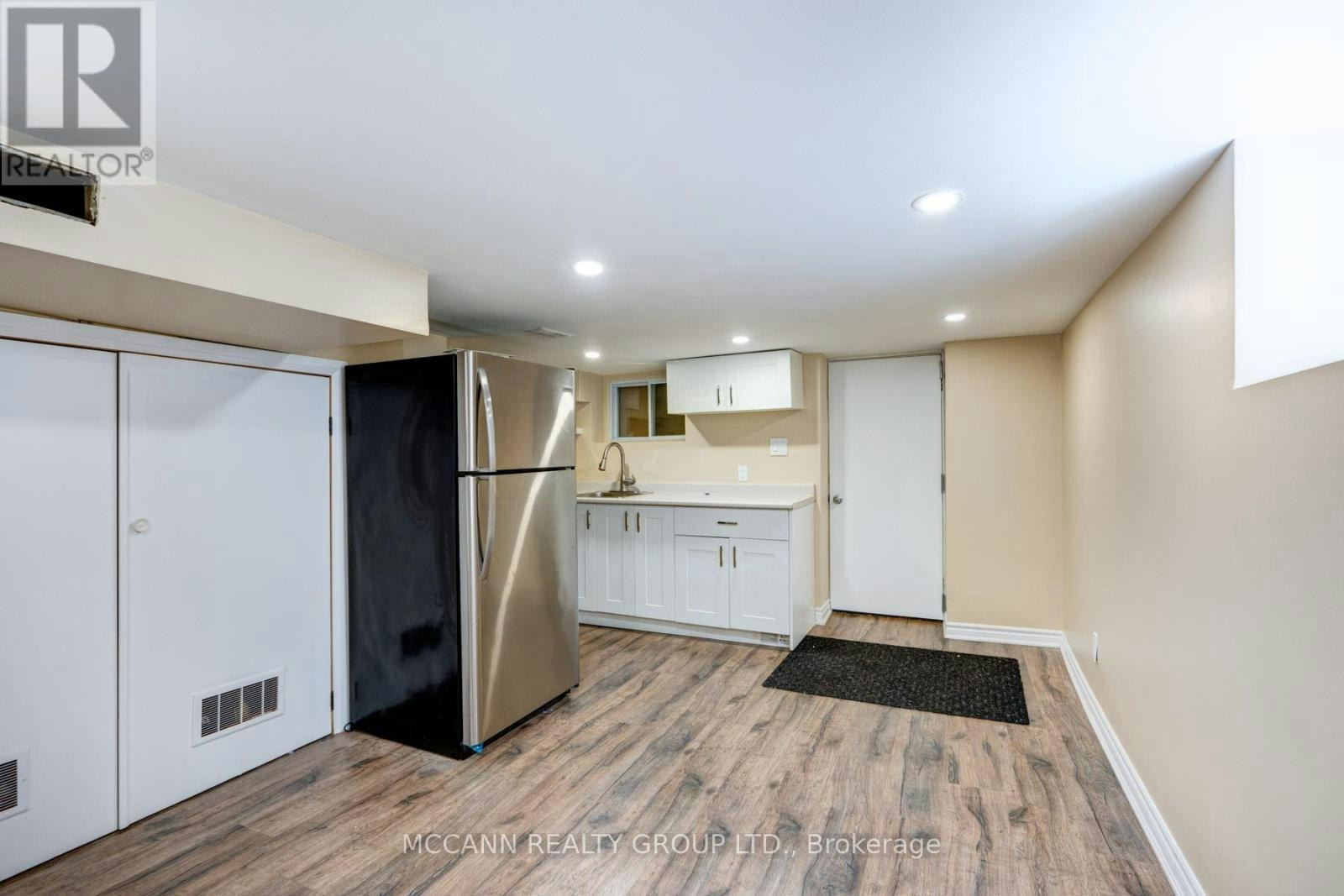 BSMNT-301 Robina Avenue, Toronto, ON, M6C 3Z2 - 5