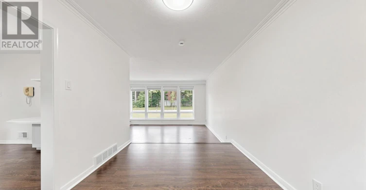 3 Greengate Road, Toronto, ON, M3B 1E7 - 13