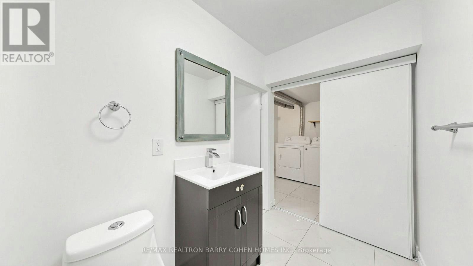 3 Greengate Road, Toronto, ON, M3B 1E7 - 41