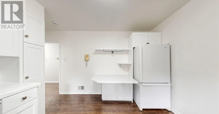 3 Greengate Road, Toronto, ON, M3B 1E7 - 19