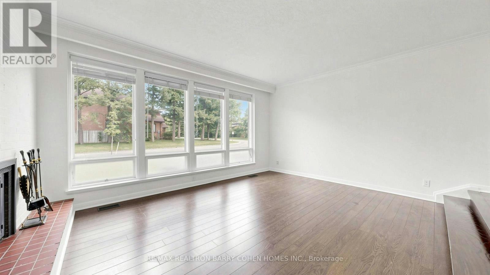 3 Greengate Road, Toronto, ON, M3B 1E7 - 6
