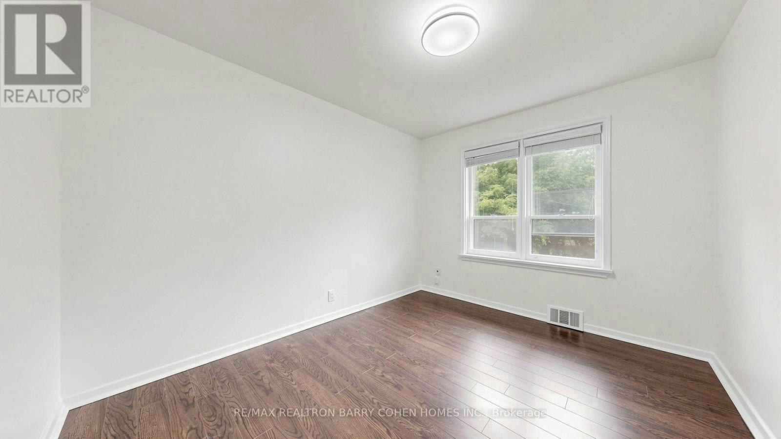 3 Greengate Road, Toronto, ON, M3B 1E7 - 22