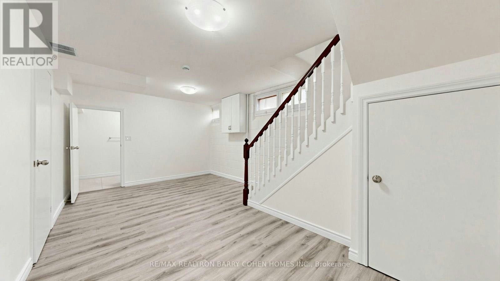 3 Greengate Road, Toronto, ON, M3B 1E7 - 35