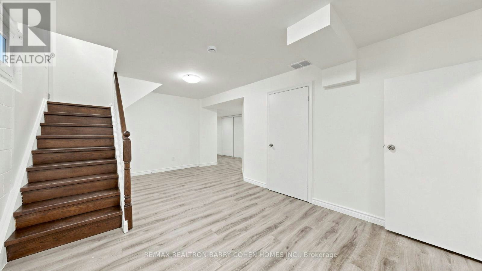 3 Greengate Road, Toronto, ON, M3B 1E7 - 33