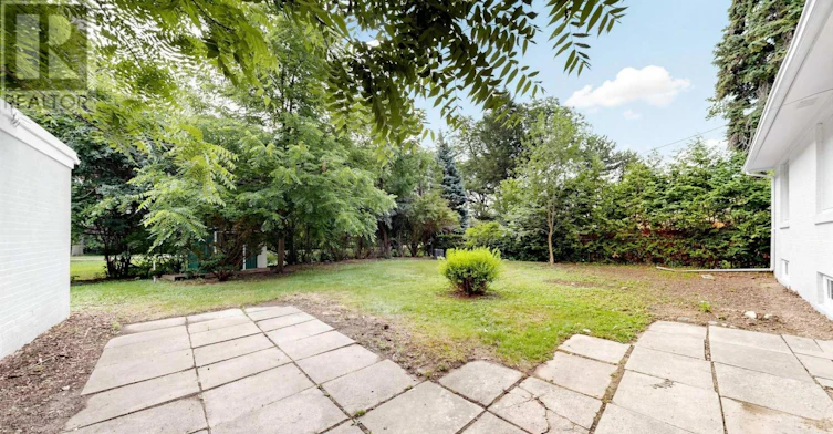 3 Greengate Road, Toronto, ON, M3B 1E7 - 47