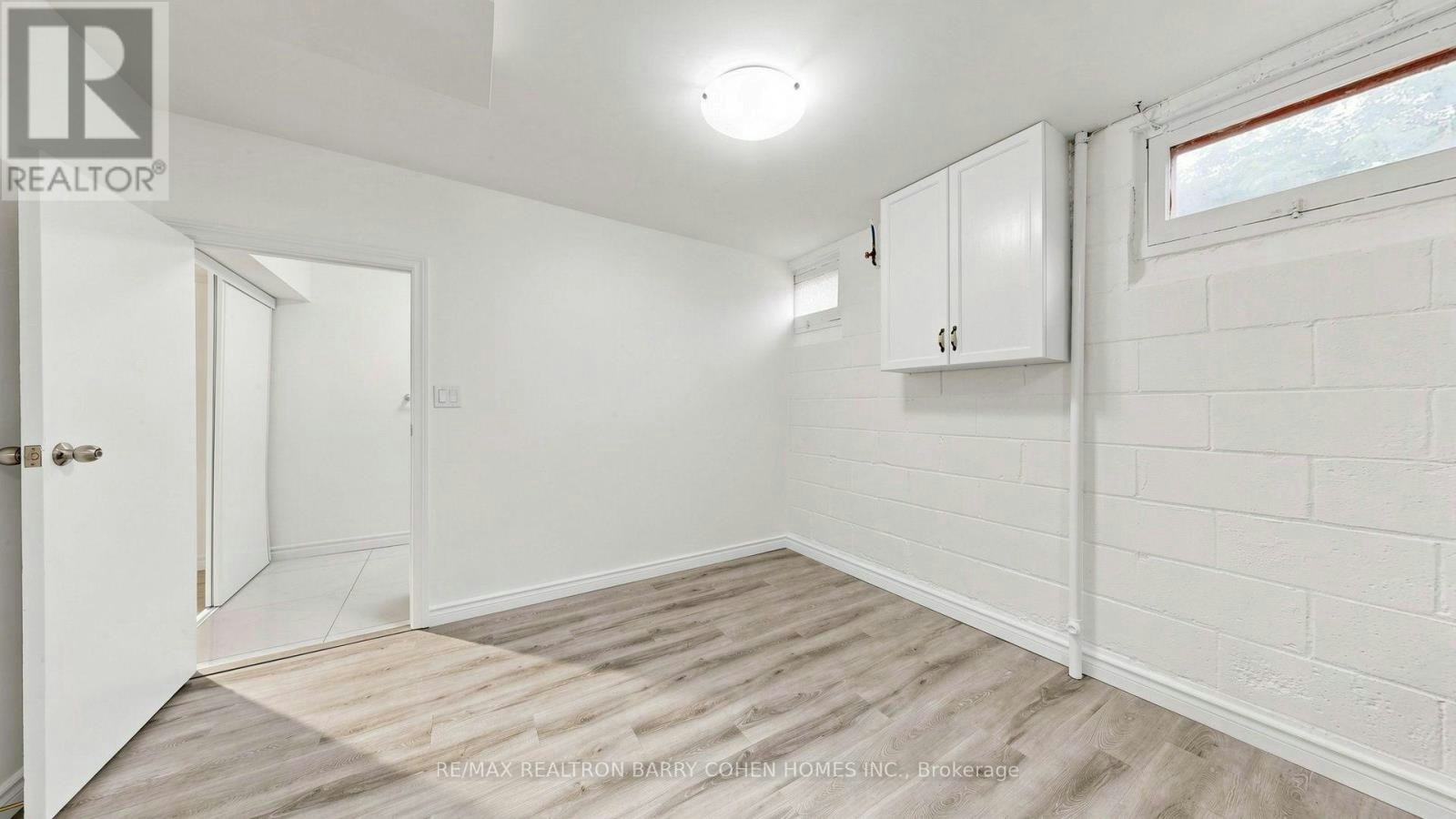 3 Greengate Road, Toronto, ON, M3B 1E7 - 38