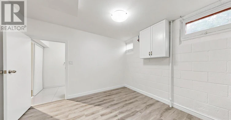3 Greengate Road, Toronto, ON, M3B 1E7 - 41