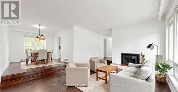 3 Greengate Road, Toronto, ON, M3B 1E7 - 8