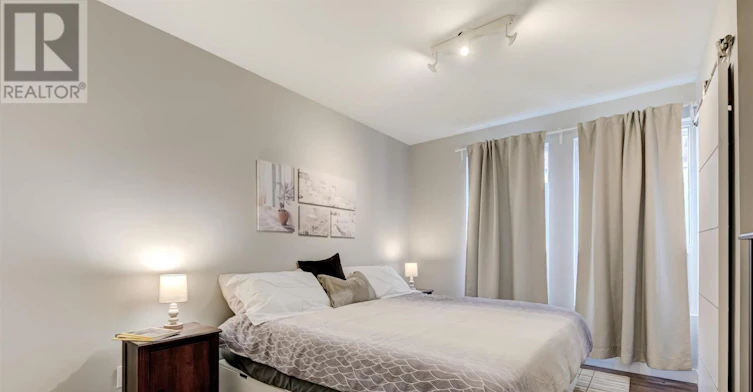 UPPER-14 Ashdale Avenue, Toronto, ON, M4L 2Y7 - 6